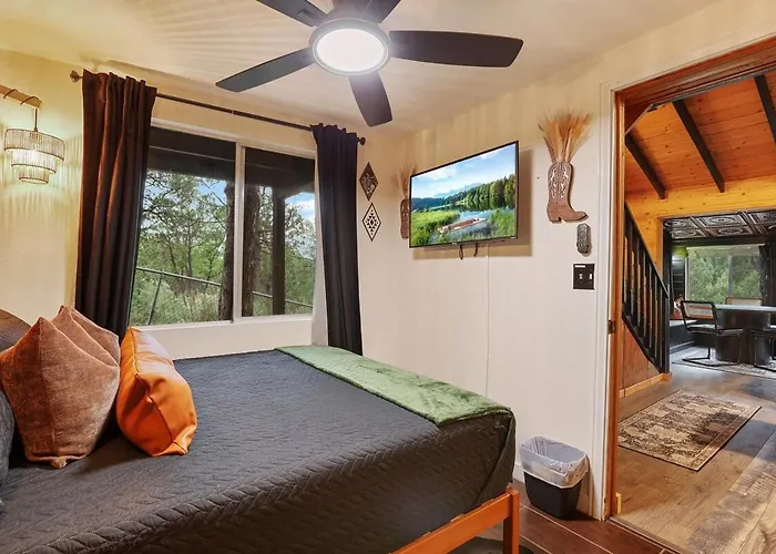 New! Hillside Getaway In The Pines, Games, Poker *
