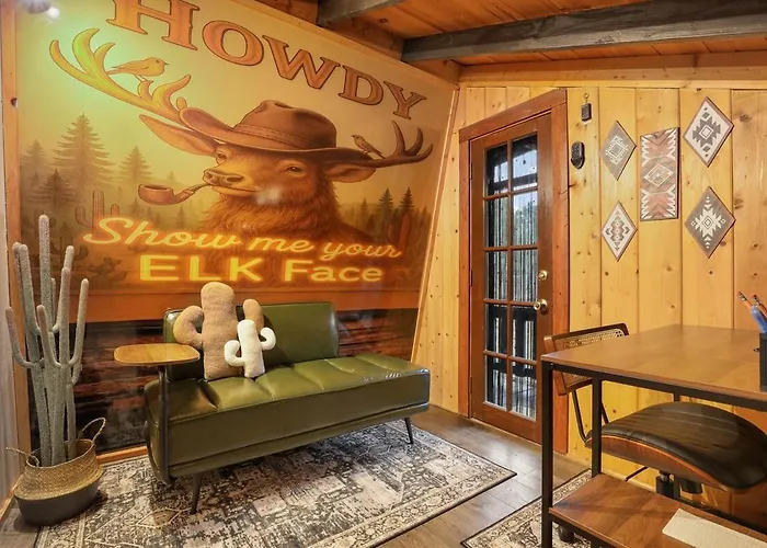 New! Hillside Getaway In The Pines, Games, Poker *