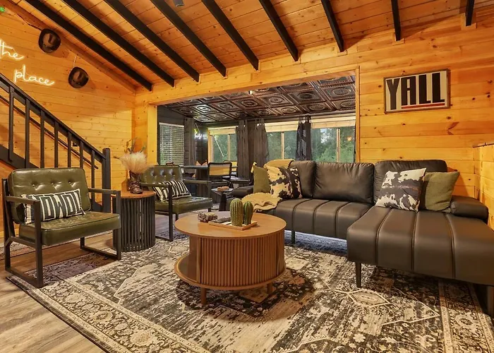 New! Hillside Getaway In The Pines, Games, Poker Chalet Pine